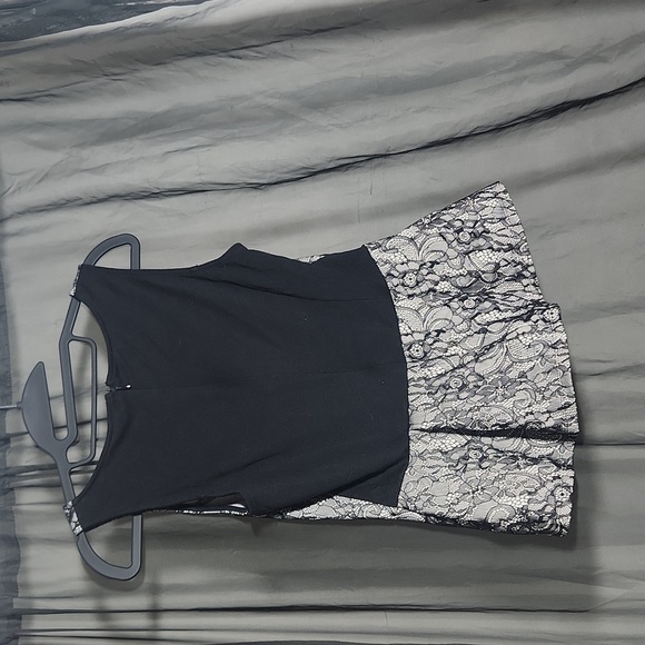 Black Lace A-Line Formal Top by Elle – Size Small - Picture 6 of 8